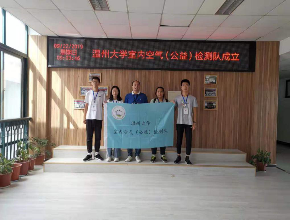 说明: //xiaoyuanwang.aswuma.net/__local/4/F7/C3/1D6F89300CED457C5A232D6730F_71FDFCAF_A1D84.png